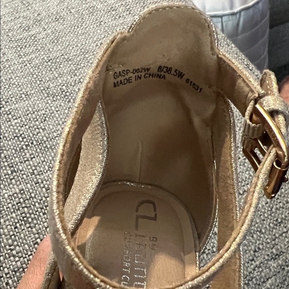 CL BY CHINESE LAUNDRY Go On 2 Wide Dress Heel Sandal Metallic Gold NWOT 8 wide - Picture 7 of 7